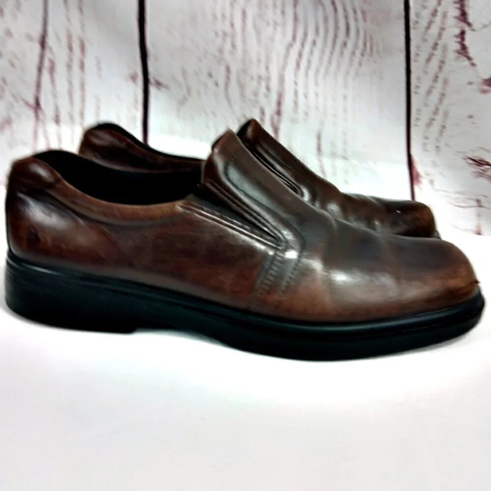 Ecco Shock Point Brown Slip On Loafer Dress Shoes US 9-9.5 EU 43
